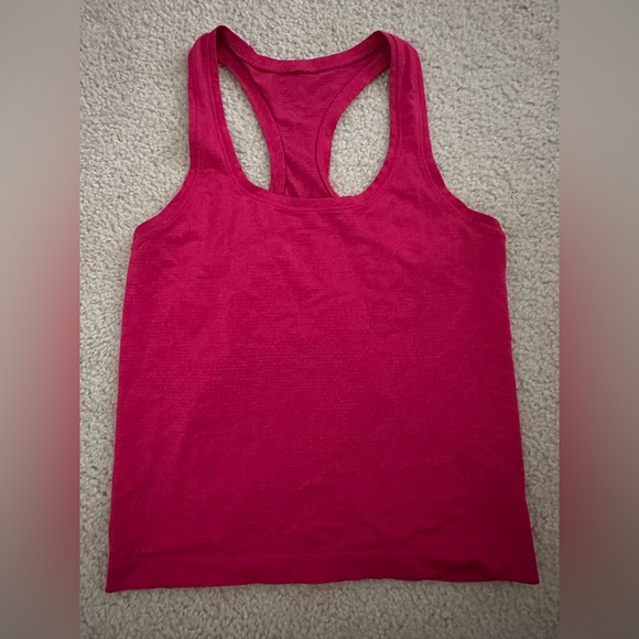 Lululemon SwiftlyTech Racerback Tank Top 2.0 Waist Length Passionate Size 4 - Picture 3 of 6